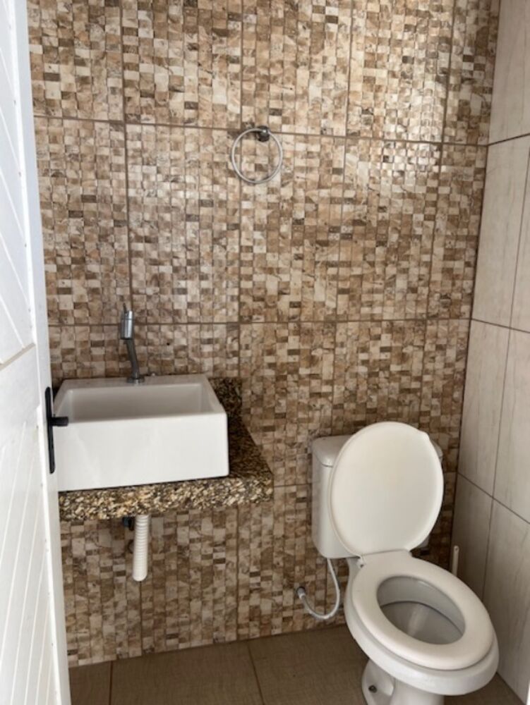 Casa à venda com 4 quartos, 250m² - Foto 11
