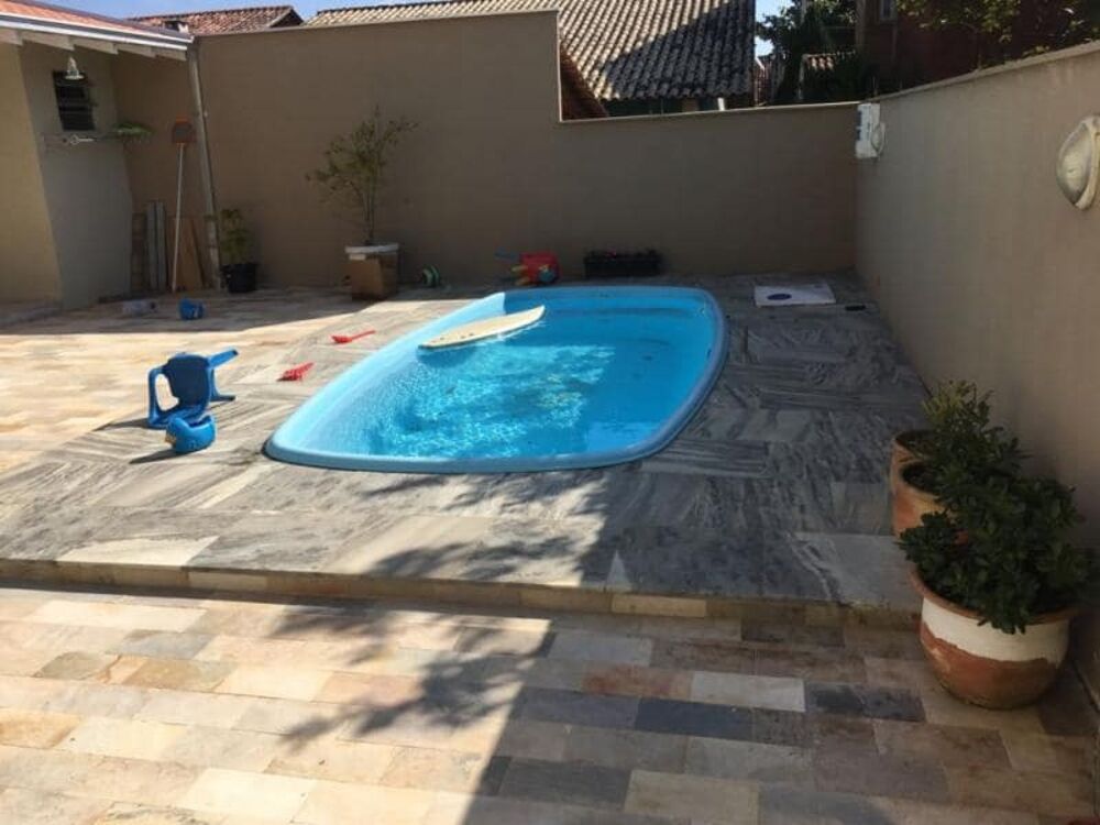 Casa à venda com 4 quartos, 250m² - Foto 18