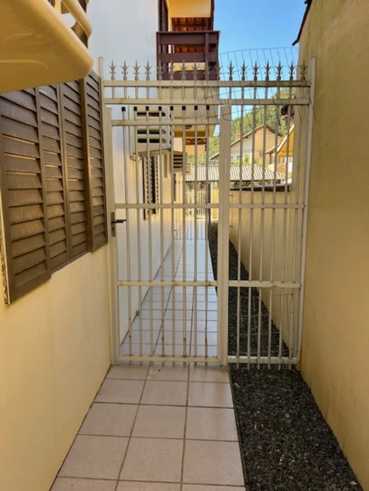 Casa, 5 quartos, 200 m² - Foto 2