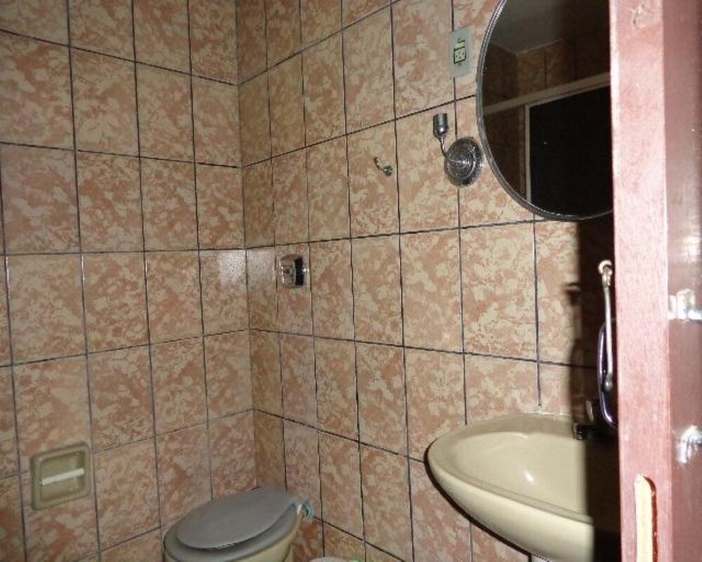 Sobrado à venda e aluguel com 5 quartos, 150m² - Foto 5