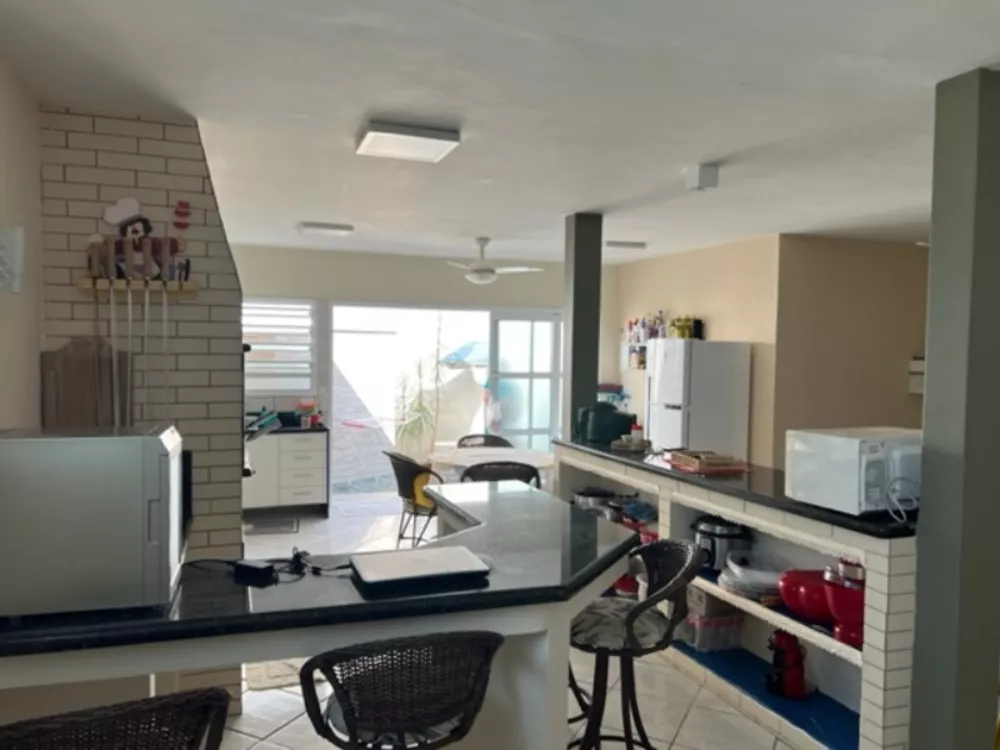 Casa, 4 quartos, 180 m² - Foto 4