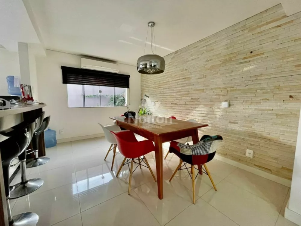 Casa, 4 quartos, 375 m² - Foto 2
