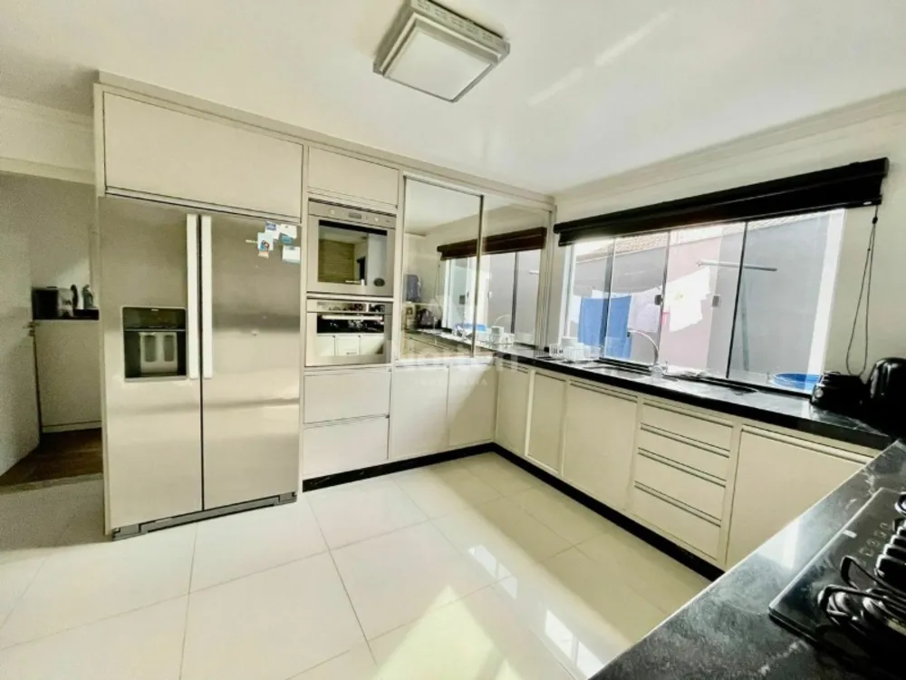 Casa, 4 quartos, 375 m² - Foto 10