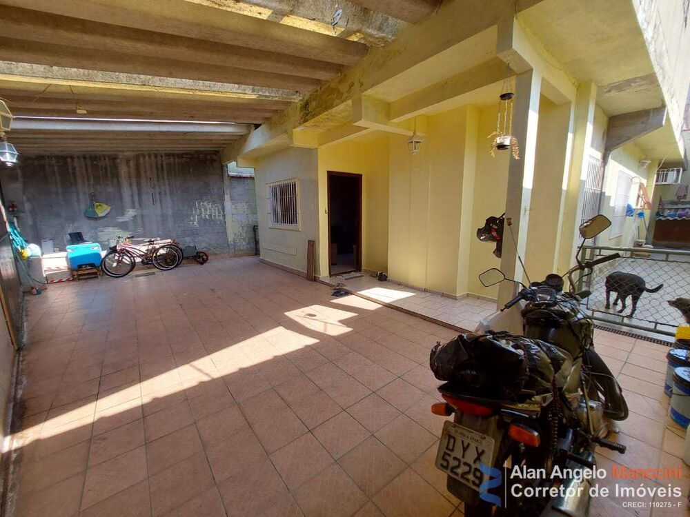 Casa à venda com 3 quartos, 184m² - Foto 2