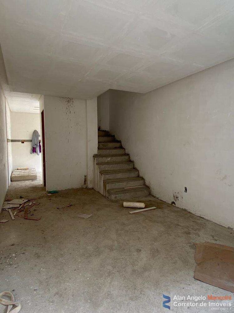 Sobrado à venda com 2 quartos, 65m² - Foto 2