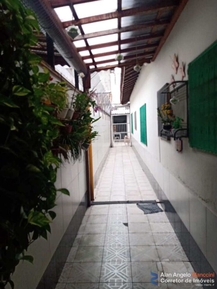 Casa à venda com 2 quartos, 110m² - Foto 19