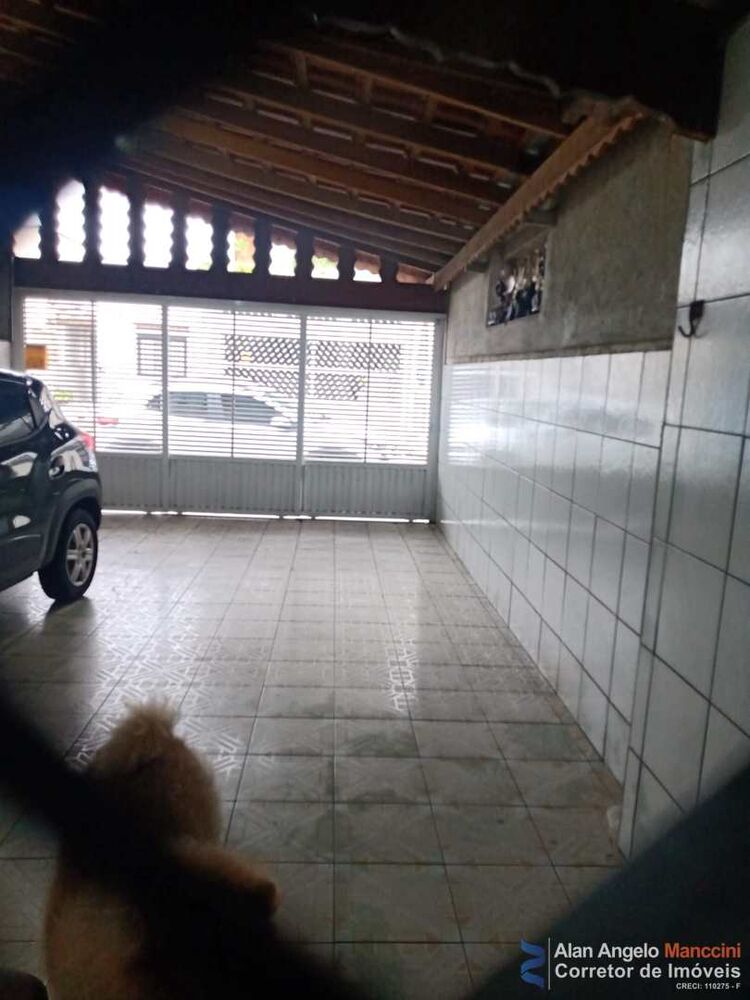 Casa à venda com 2 quartos, 110m² - Foto 2