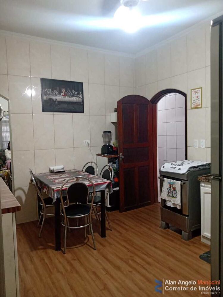 Casa à venda com 2 quartos, 110m² - Foto 25