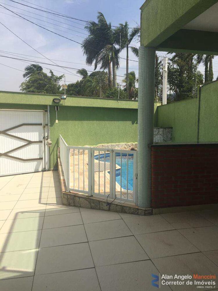 Sobrado à venda com 5 quartos, 300m² - Foto 2