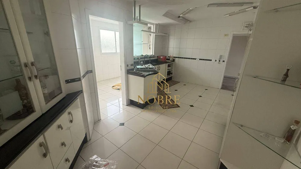 Apartamento, 4 quartos, 253 m² - Foto 10
