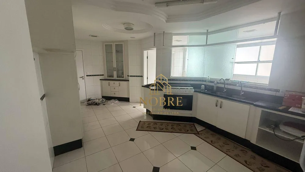 Apartamento, 4 quartos, 253 m² - Foto 1