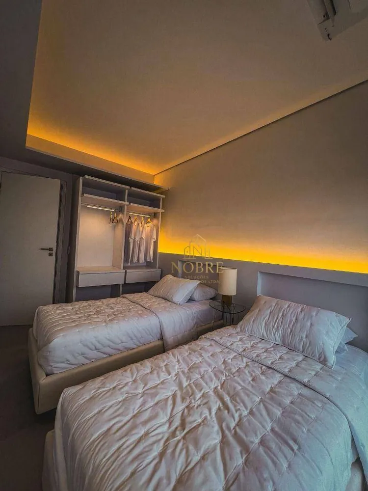 Apartamento, 3 quartos, 150 m² - Foto 1