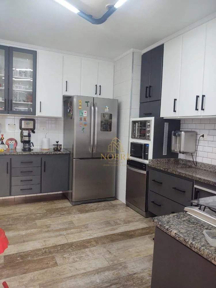 Apartamento, 3 quartos, 136 m² - Foto 1