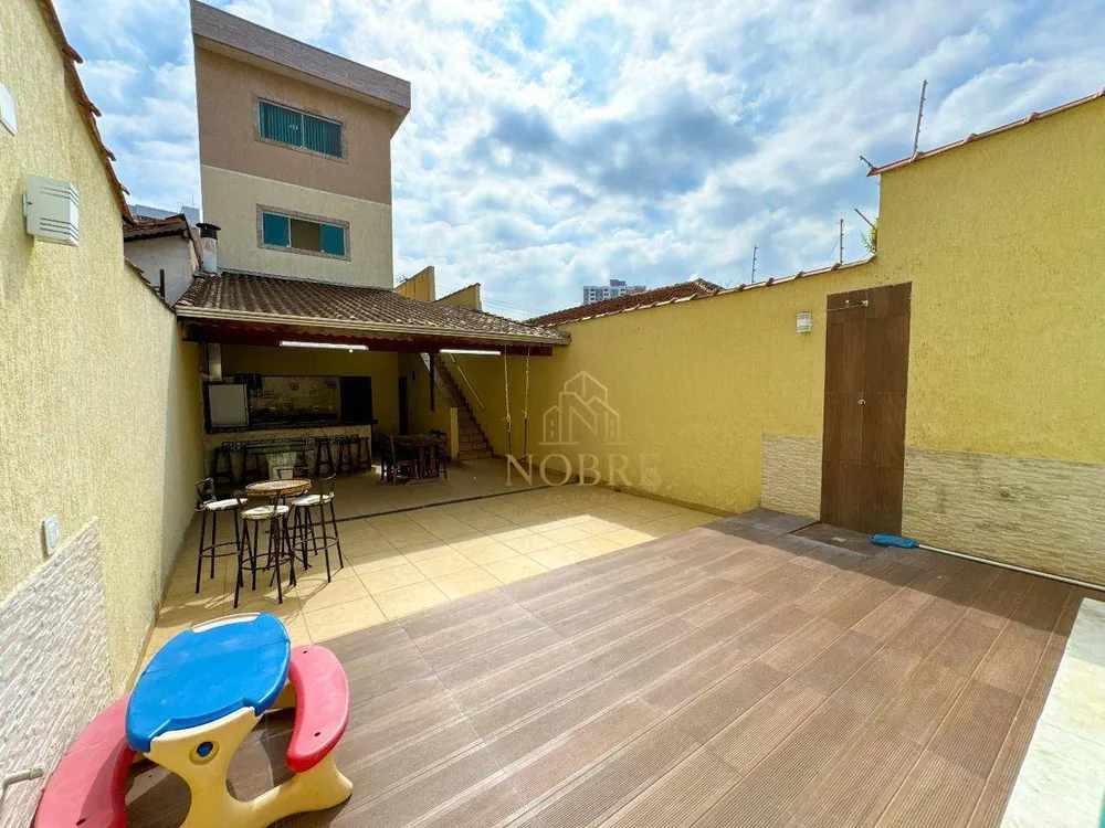 Sobrado, 3 quartos, 400 m² - Foto 4