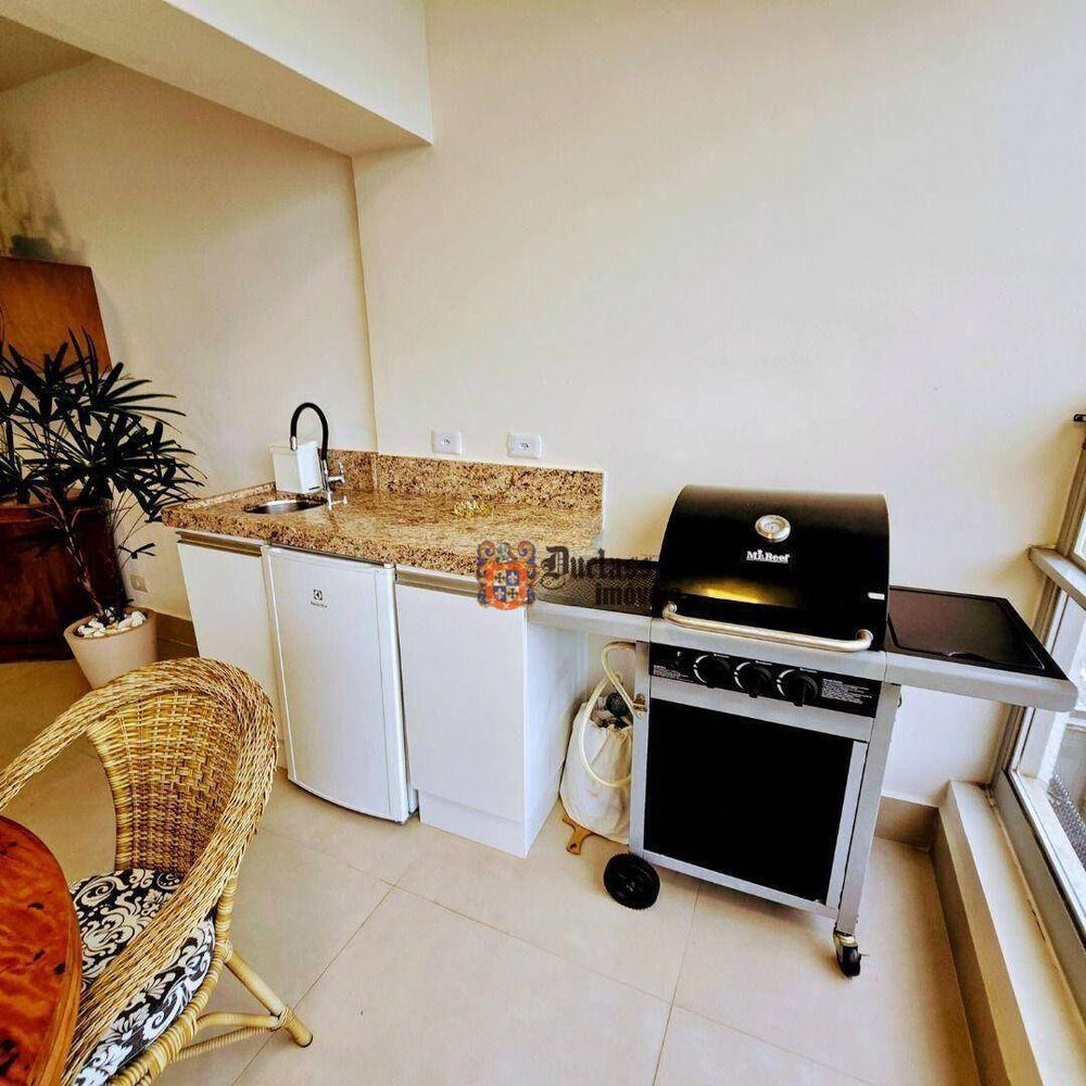 Apartamento à venda com 4 quartos, 194m² - Foto 7