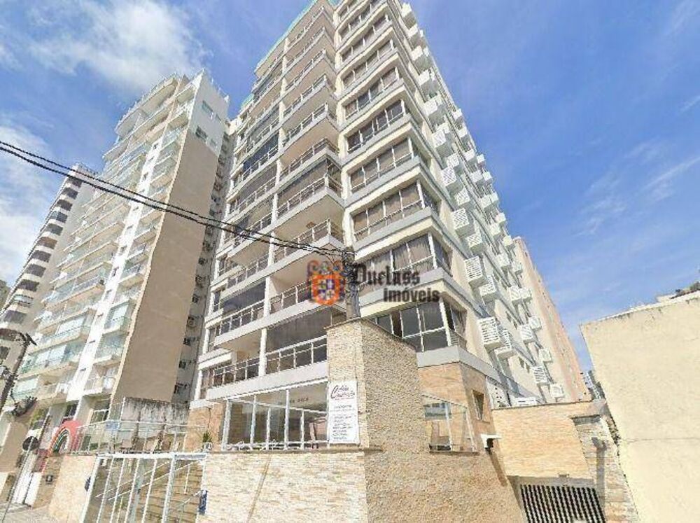 Apartamento à venda com 4 quartos, 194m² - Foto 1