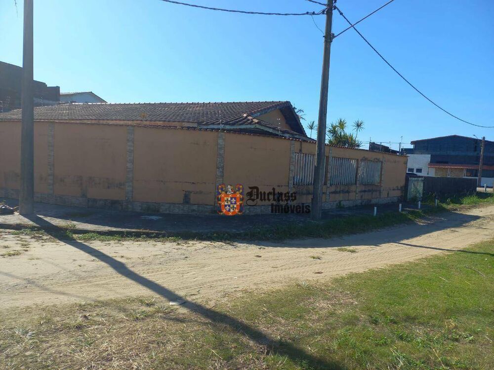 Casa à venda com 3 quartos, 180m² - Foto 3