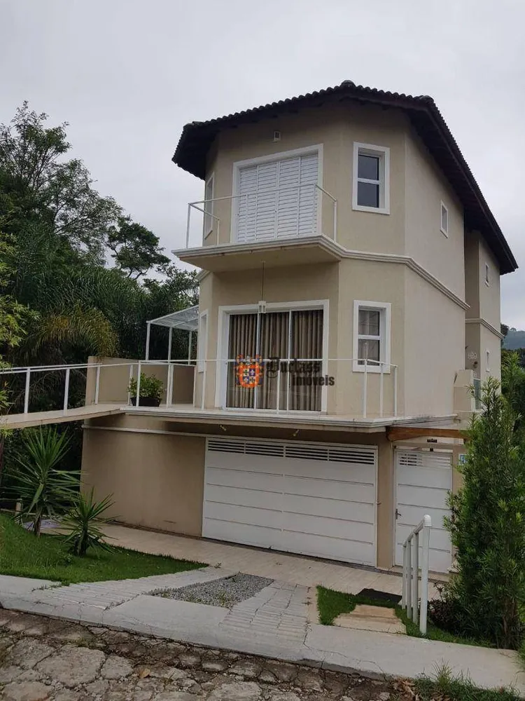 Sobrado, 2 quartos, 340 m² - Foto 1