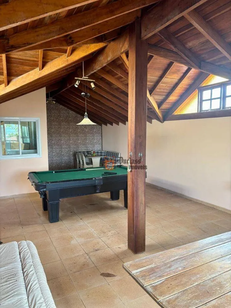 Casa, 3 quartos, 257 m² - Foto 1