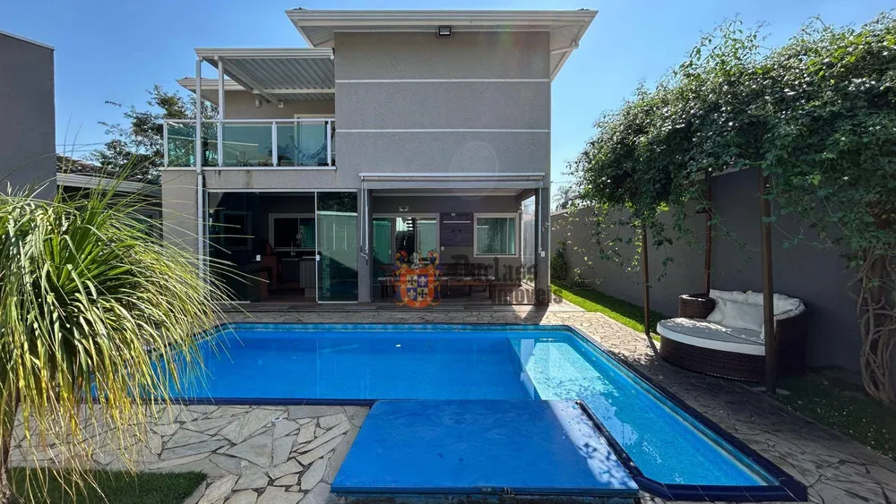 Sobrado, 4 quartos, 268 m² - Foto 1