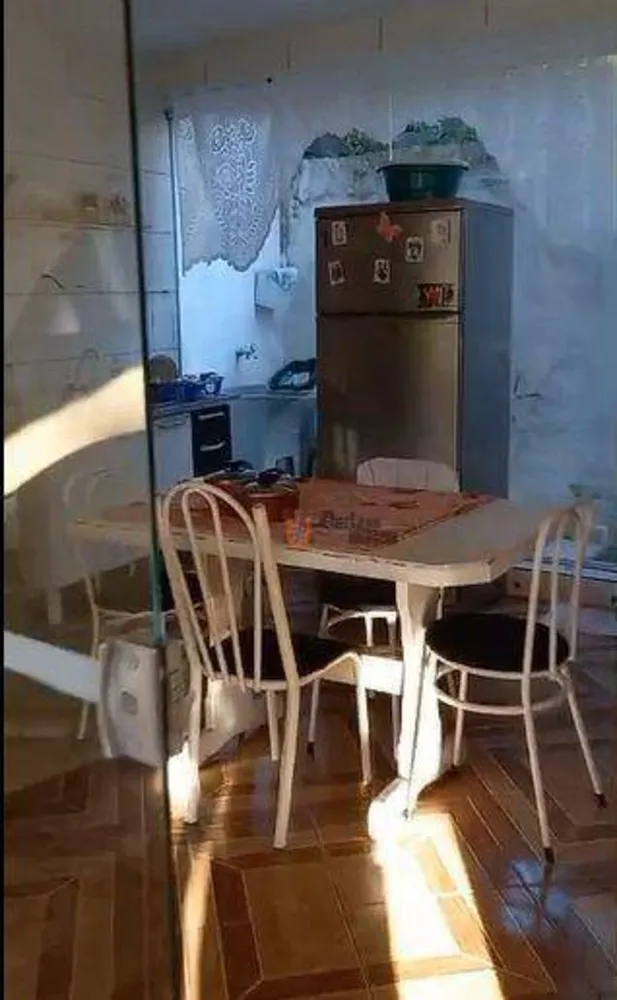 Casa, 4 quartos, 240 m² - Foto 7