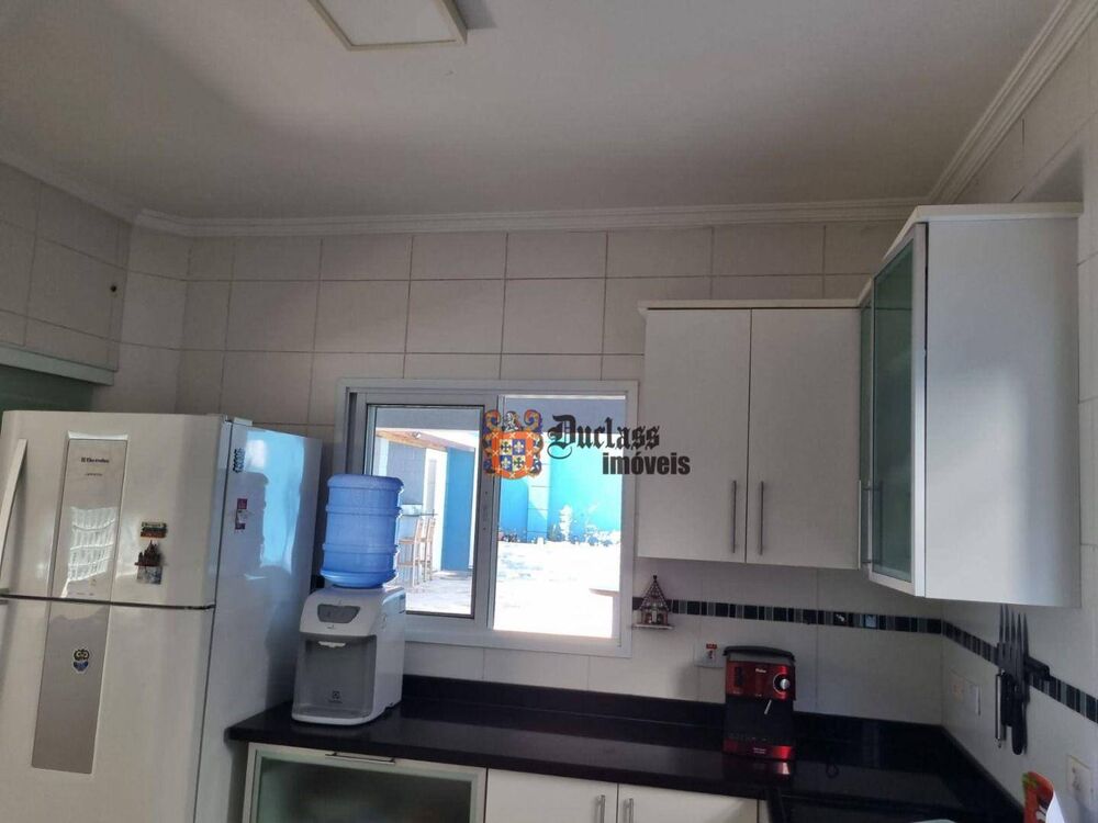 Sobrado, 3 quartos, 252 m² - Foto 6