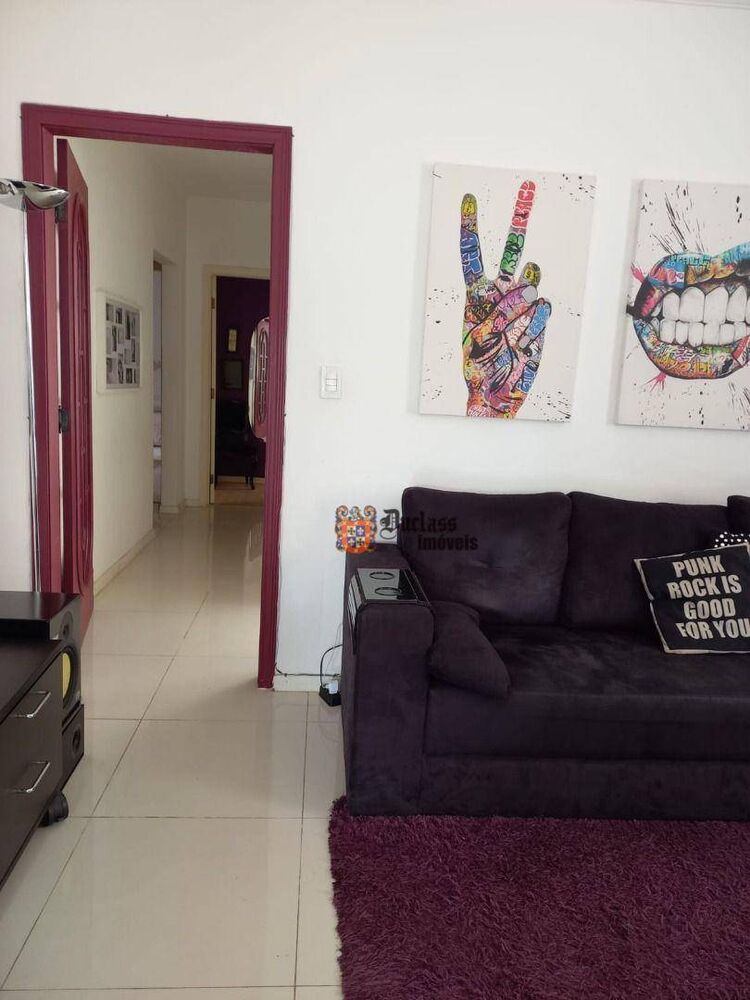 Casa à venda com 3 quartos, 209m² - Foto 4