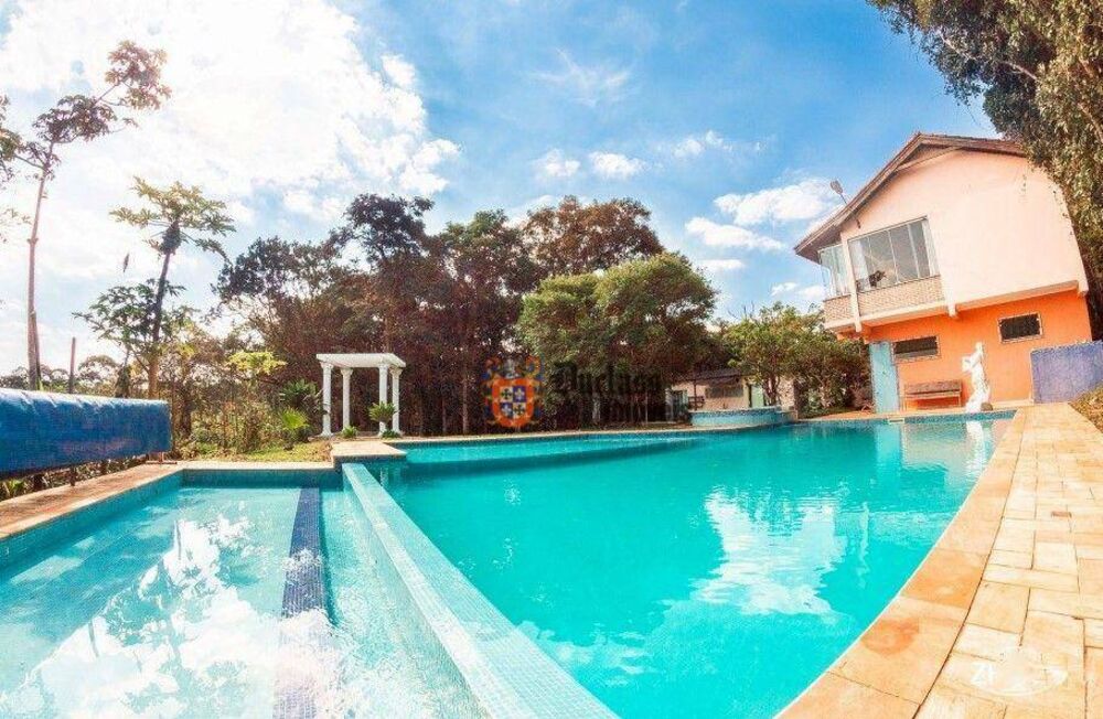 Chácara à venda com 3 quartos, 479m² - Foto 1