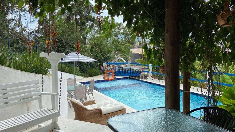 Casa, 5 quartos, 290 m² - Foto 1