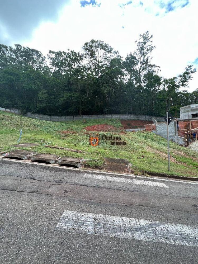 Loteamento e Condomínio, 600 m² - Foto 1