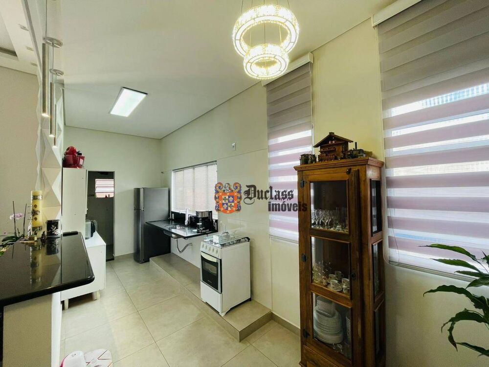 Casa, 3 quartos, 148 m² - Foto 4