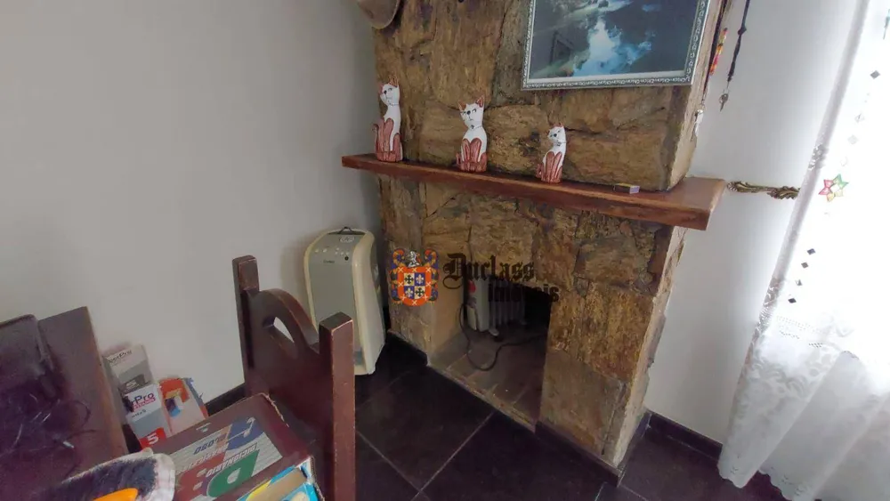 Casa, 3 quartos, 202 m² - Foto 2