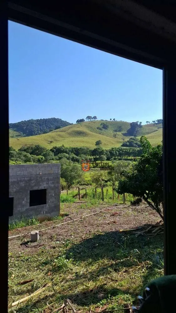 Chácara, 2 quartos, 5938 m² - Foto 11