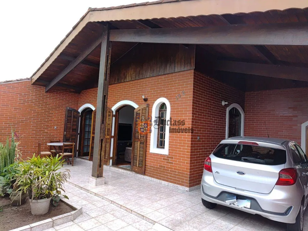 Casa, 3 quartos, 156 m² - Foto 1