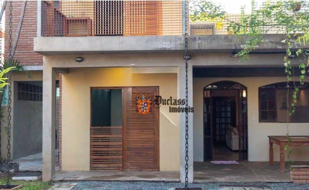 Casa, 3 quartos, 250 m² - Foto 4