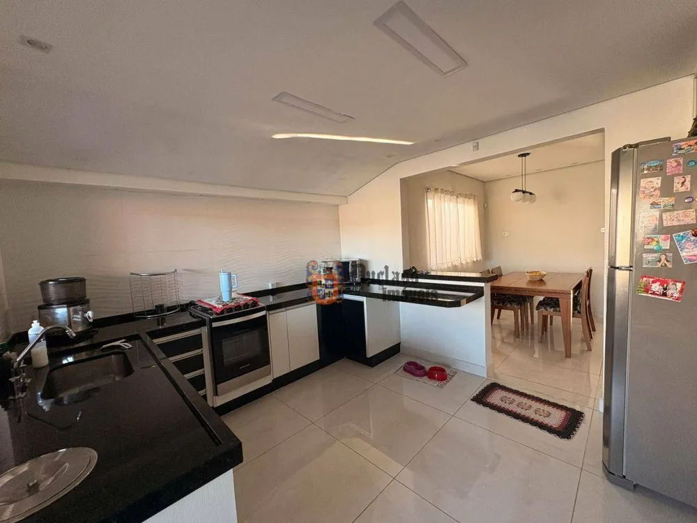 Casa, 3 quartos, 151 m² - Foto 1