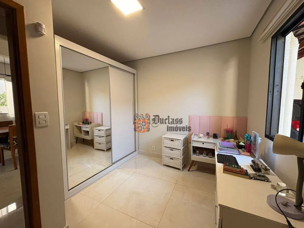 Casa, 3 quartos, 151 m² - Foto 4