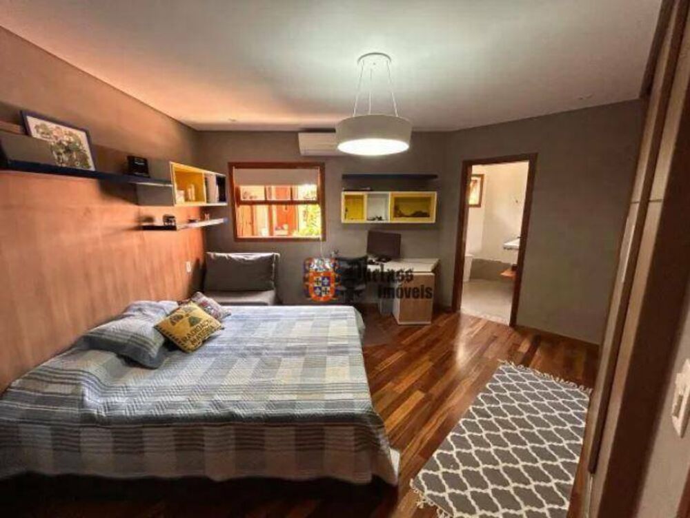 Casa de Condomínio à venda com 3 quartos, 260m² - Foto 3
