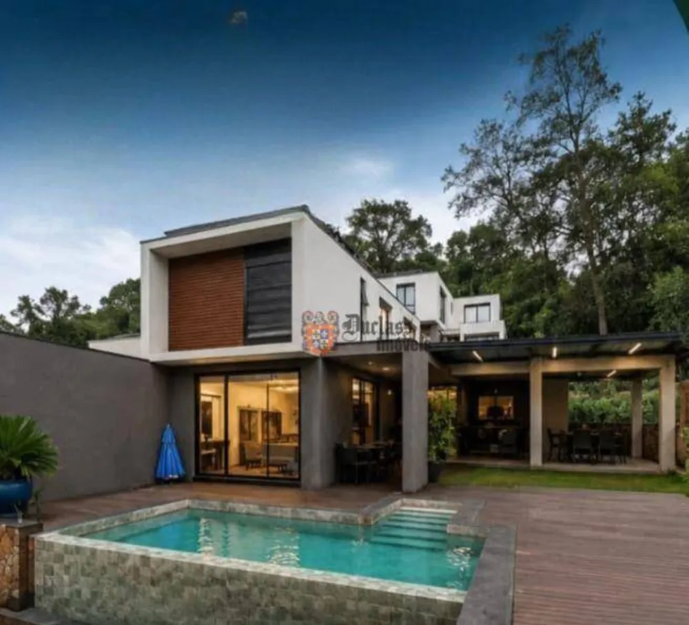Sobrado, 4 quartos, 285 m² - Foto 1