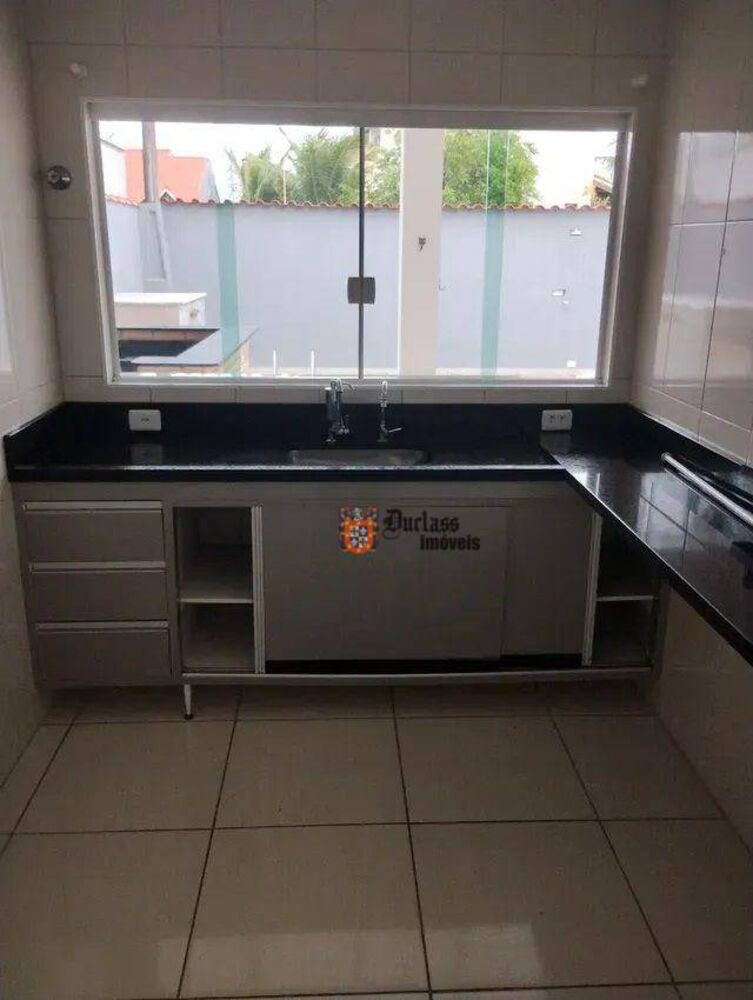 Casa, 3 quartos, 140 m² - Foto 3