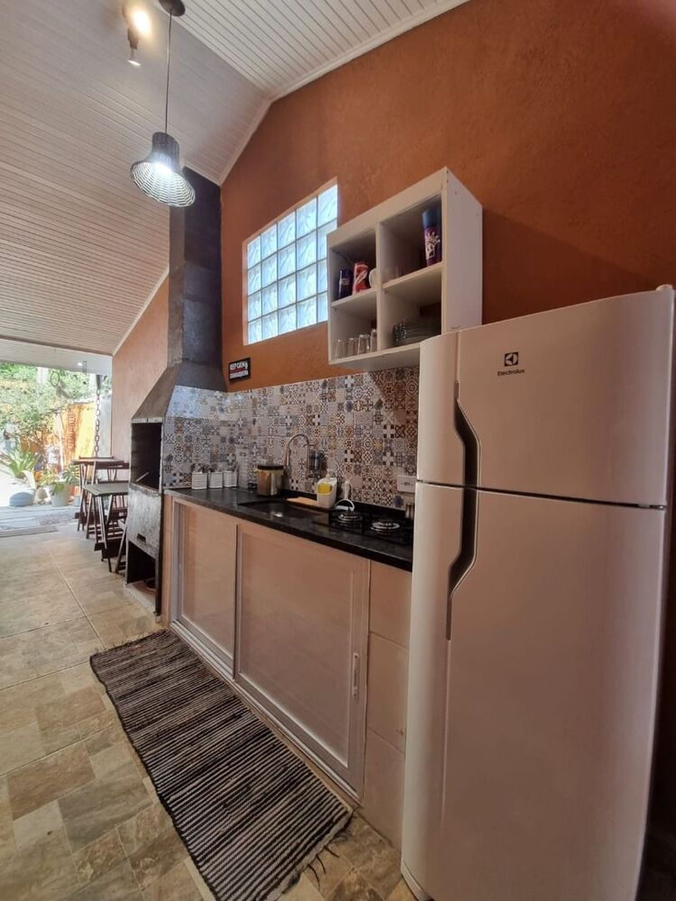 Pousada-Chalé à venda com 8 quartos, 150m² - Foto 2