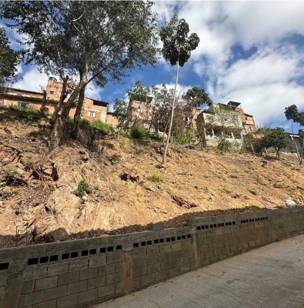 Terreno, 1457 m² - Foto 1