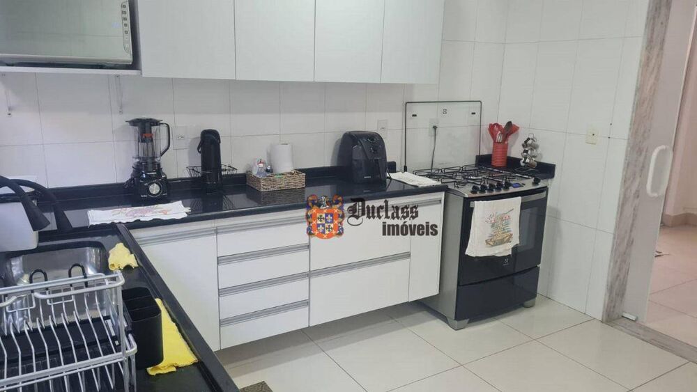 Sobrado à venda com 4 quartos, 290m² - Foto 5
