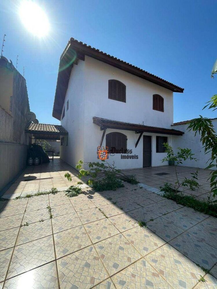 Sobrado, 3 quartos, 178 m² - Foto 1