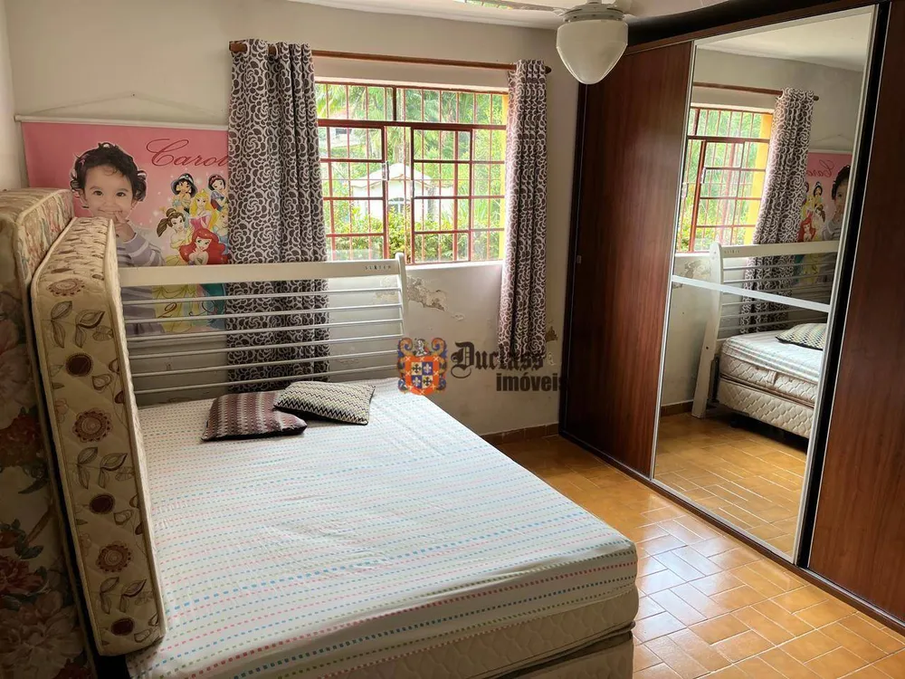 Chácara, 4 quartos, 2131 m² - Foto 2