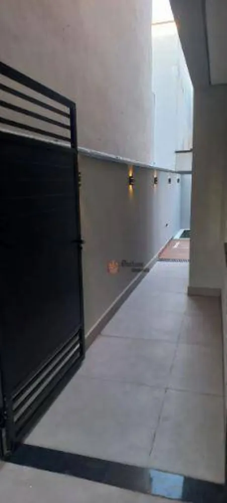 Sobrado, 3 quartos, 182 m² - Foto 1