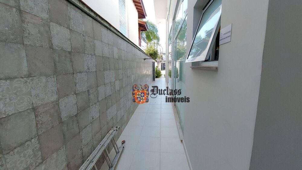 Sobrado, 6 quartos, 450 m² - Foto 1