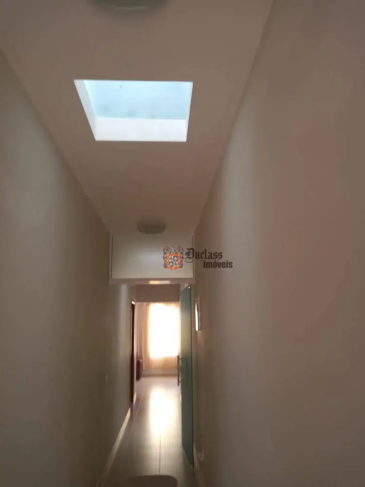 Casa, 4 quartos, 252 m² - Foto 8