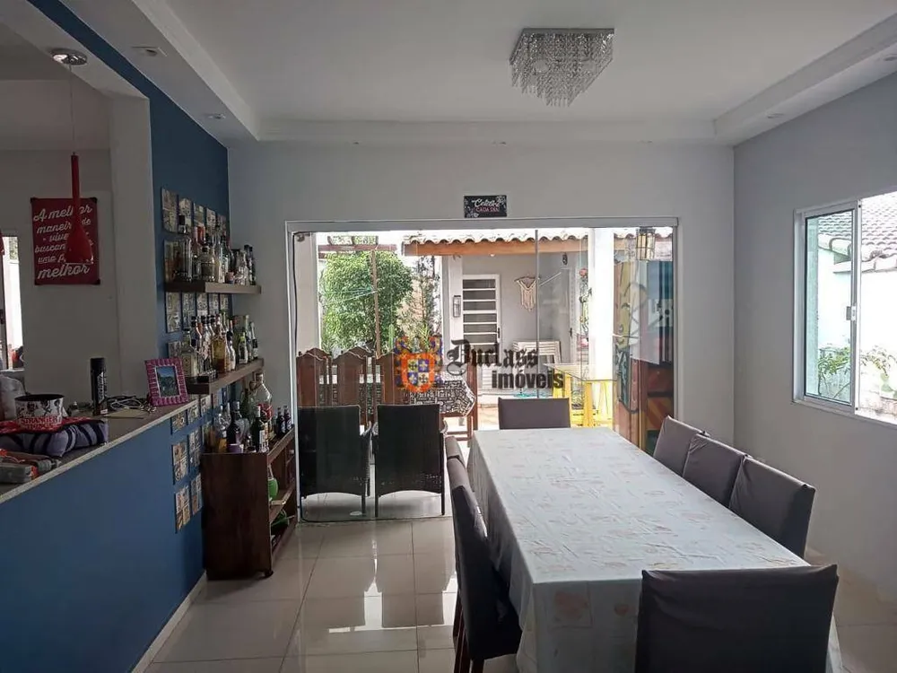 Sobrado, 3 quartos, 264 m² - Foto 1
