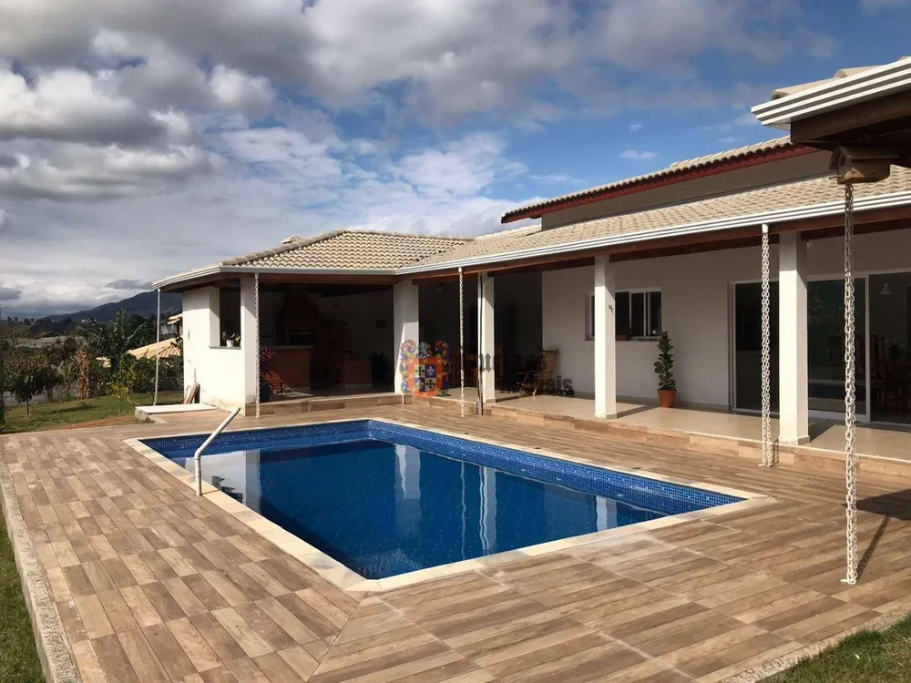 Chácara, 3 quartos, 1200 m² - Foto 1